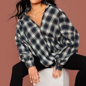 NWOT plaid twist button front collar sweater top M